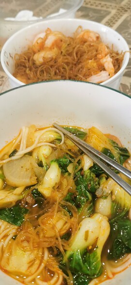 虾仁粉丝、白菜牛肉面